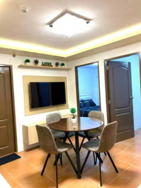 Cozy and Elegant 2-Bedroom Condo with Pool